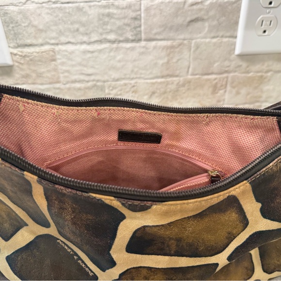 Dooney & Bourke GUC Vintage Giraffe Print Hobo Bag w/Dusty - Picture 8 of 8